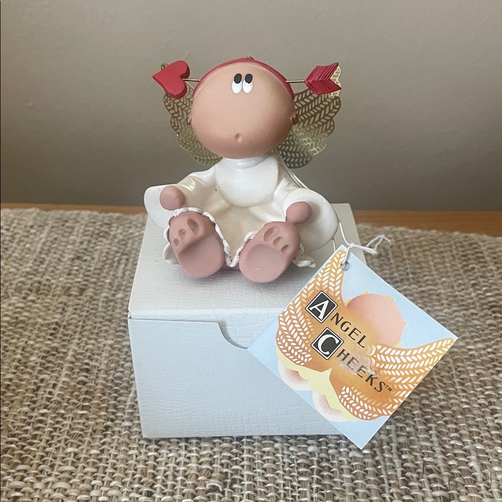 Angel Cheeks Valentine Figurine with Gold Wings